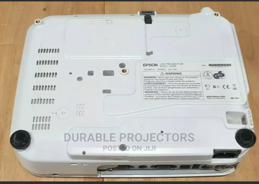 3 LCD Daylight Bright Projector Ikeja Lagos