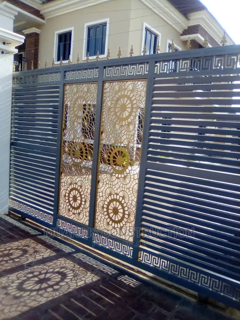 Spectacular L a S E R Gate