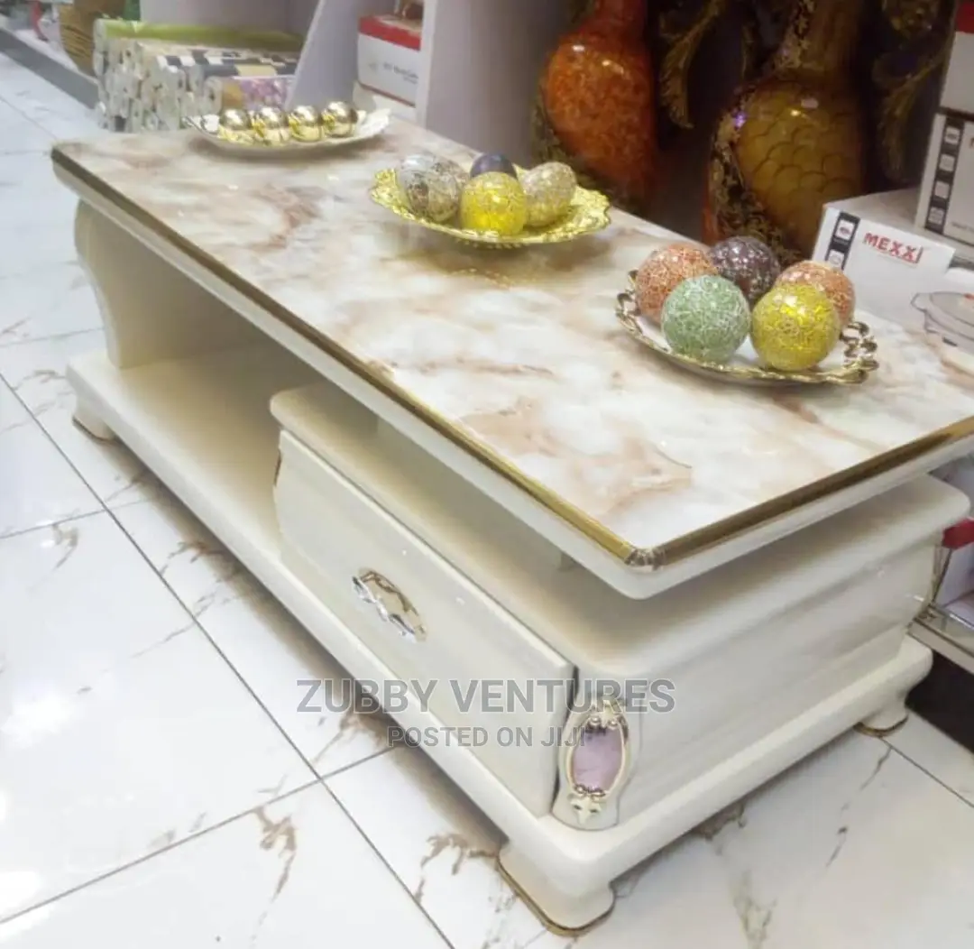 Good Quality Model Centre Table