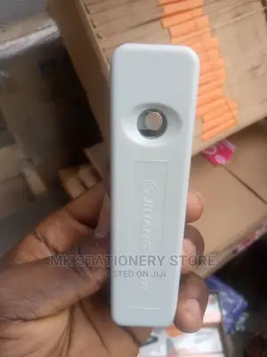 Medium Stapler Comfortab Feel Durable Uses 24/6 26/6 Staples