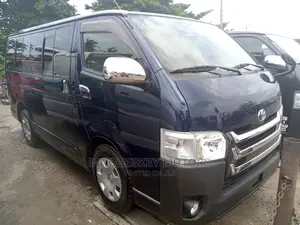 Toyota HiAce 2012 Blue
