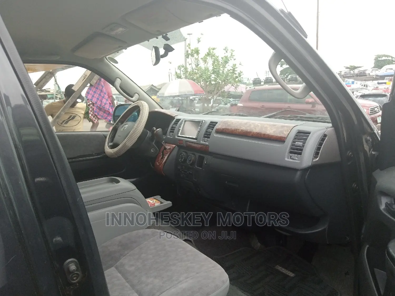 Toyota HiAce 2012 Grey