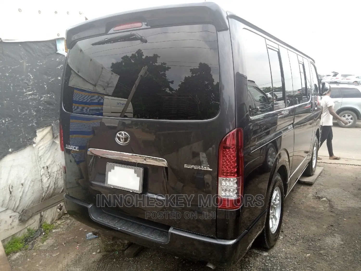 Toyota HiAce 2012 Grey