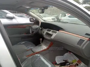 Toyota Avalon Limited 2007 Silver