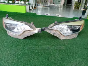 Head Light for Corolla 2014-2015