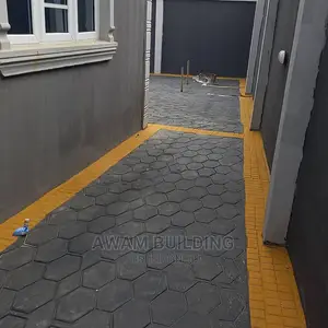 Professional Bricklayerwork/Plasterwork/Floorwork