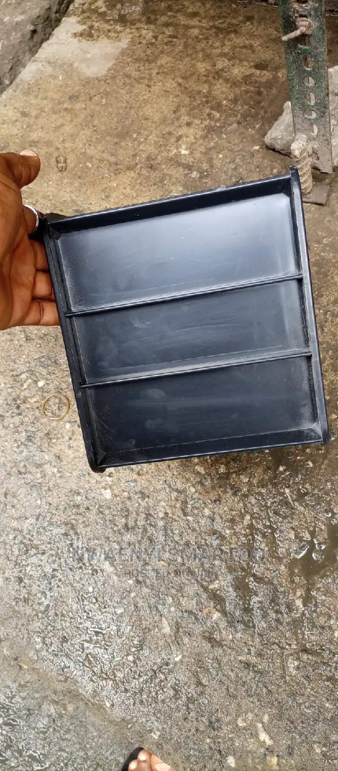 Plastic Cube Mood