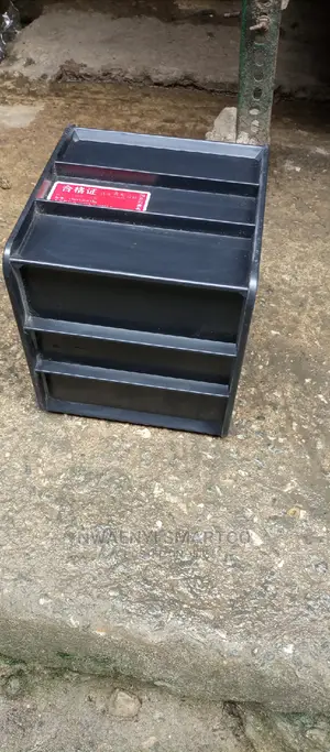 Plastic Cube Mood