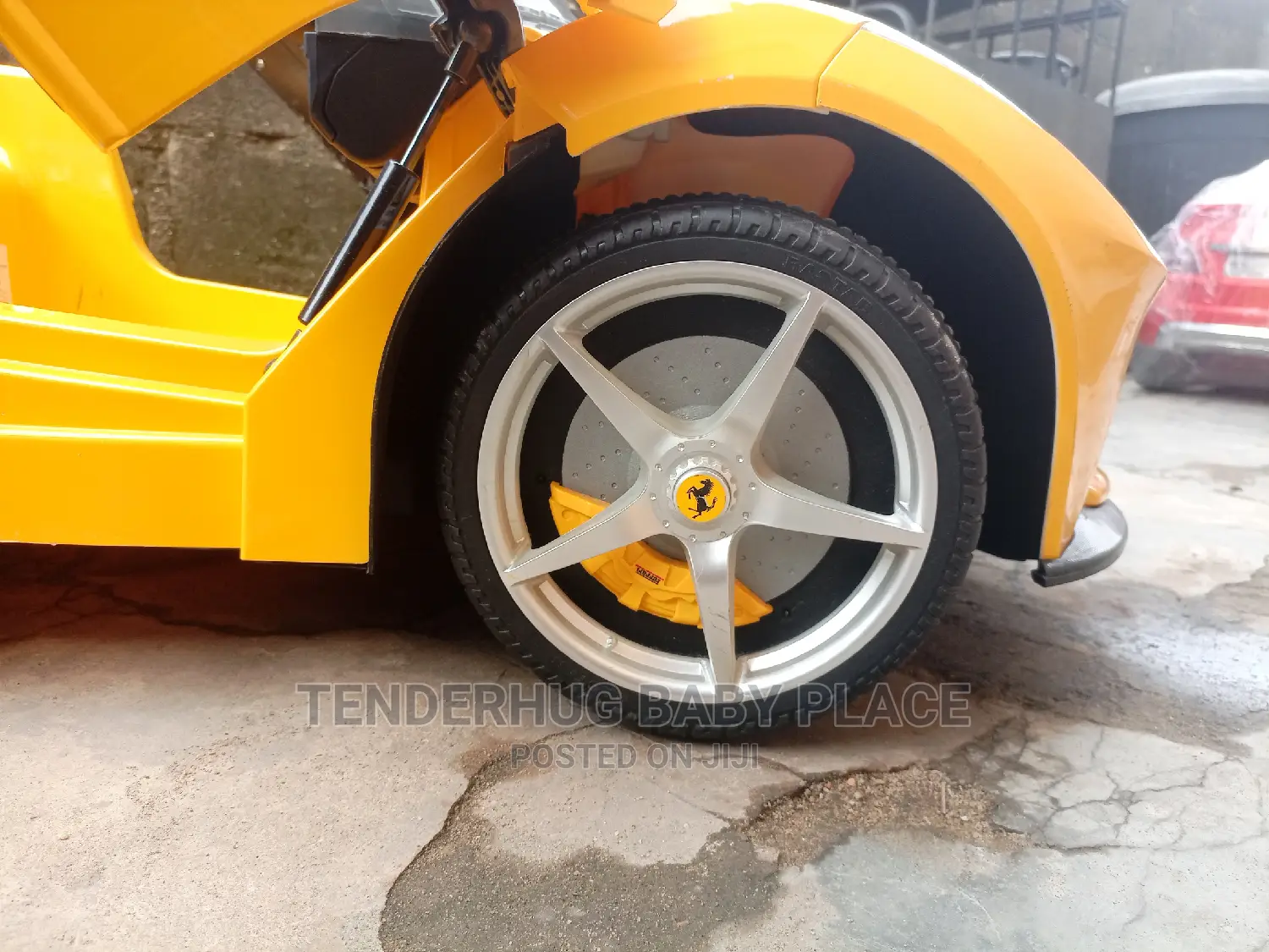 Amazing Uk Used Licensed Laferrari 12v Kids Ride on Car