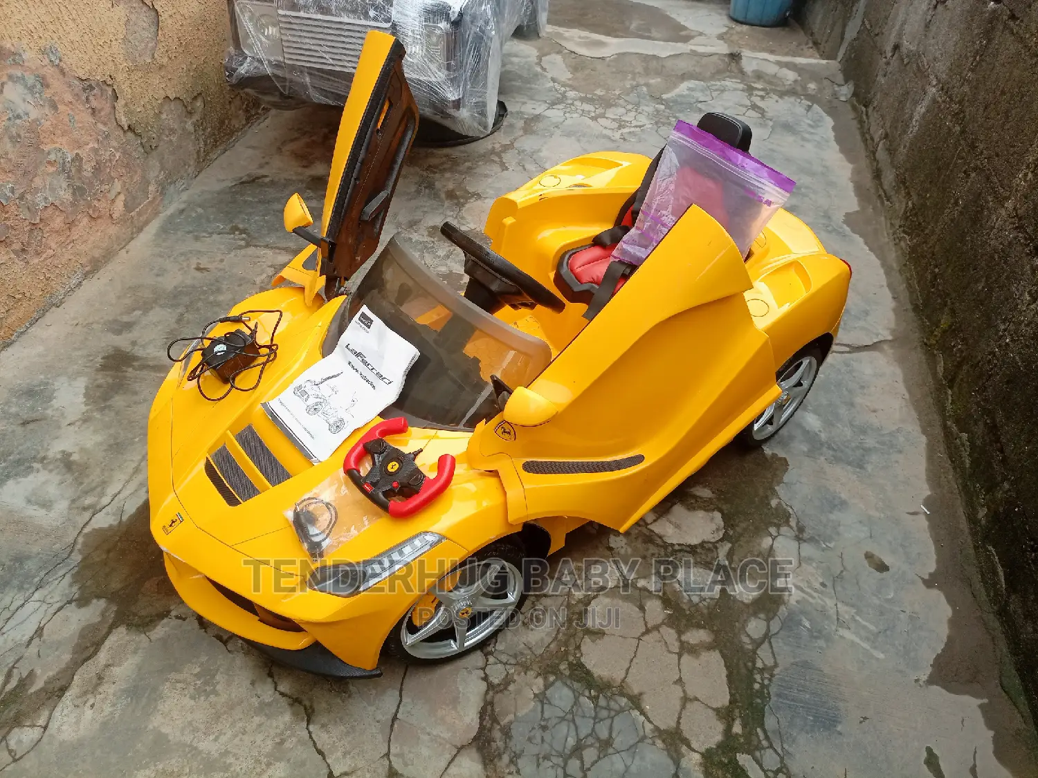 Amazing Uk Used Licensed Laferrari 12v Kids Ride on Car