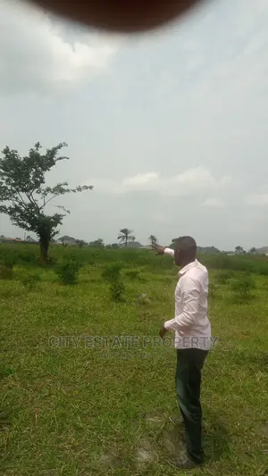 Beautiful and Strategic Land for Sale Inside Pabod Estate