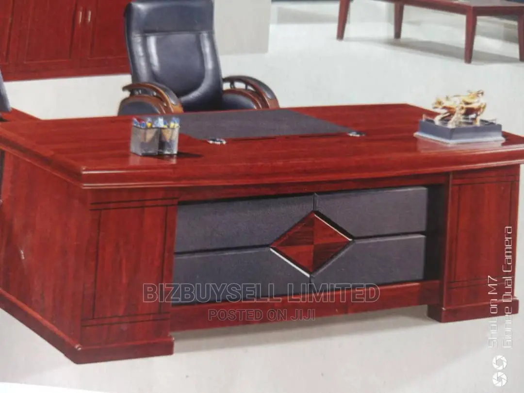 1.6 Meters Executive Table With Drawers