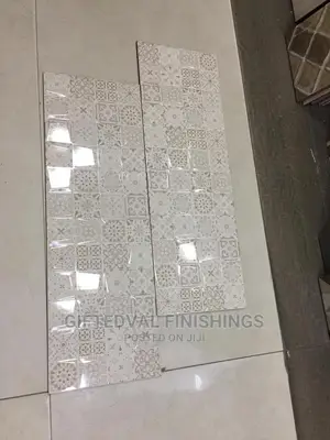 High Quality 25/80 Spanish Floor Tiles
