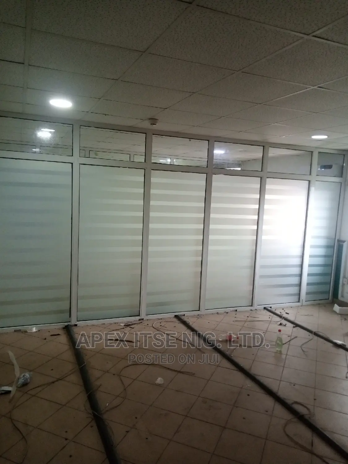 Glass Partition Border Lines