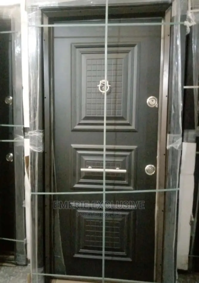 3ft: High Grade Armored Room Door