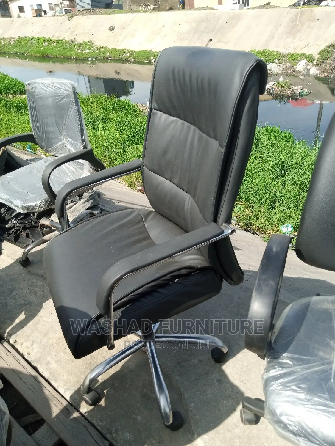 High Back Rest Office Chair