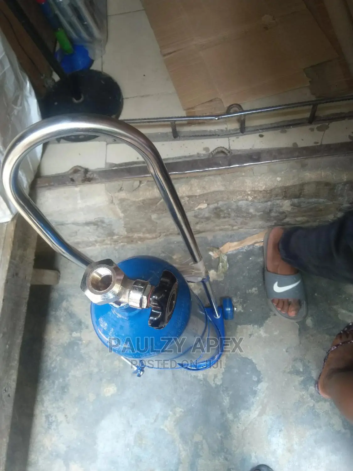 Oxygen Cylinder