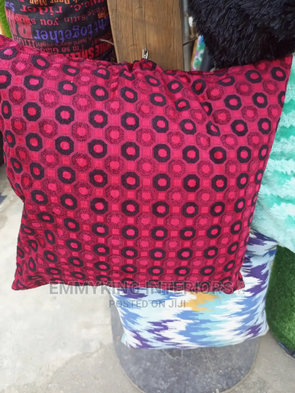 Quality Fiber Throw Pillow