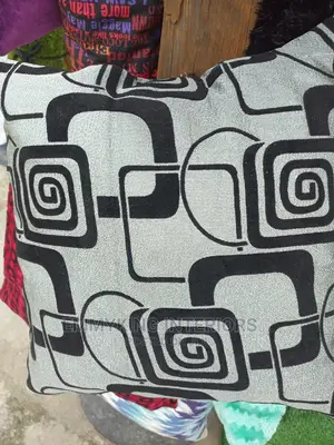 Quality Fiber Throw Pillow