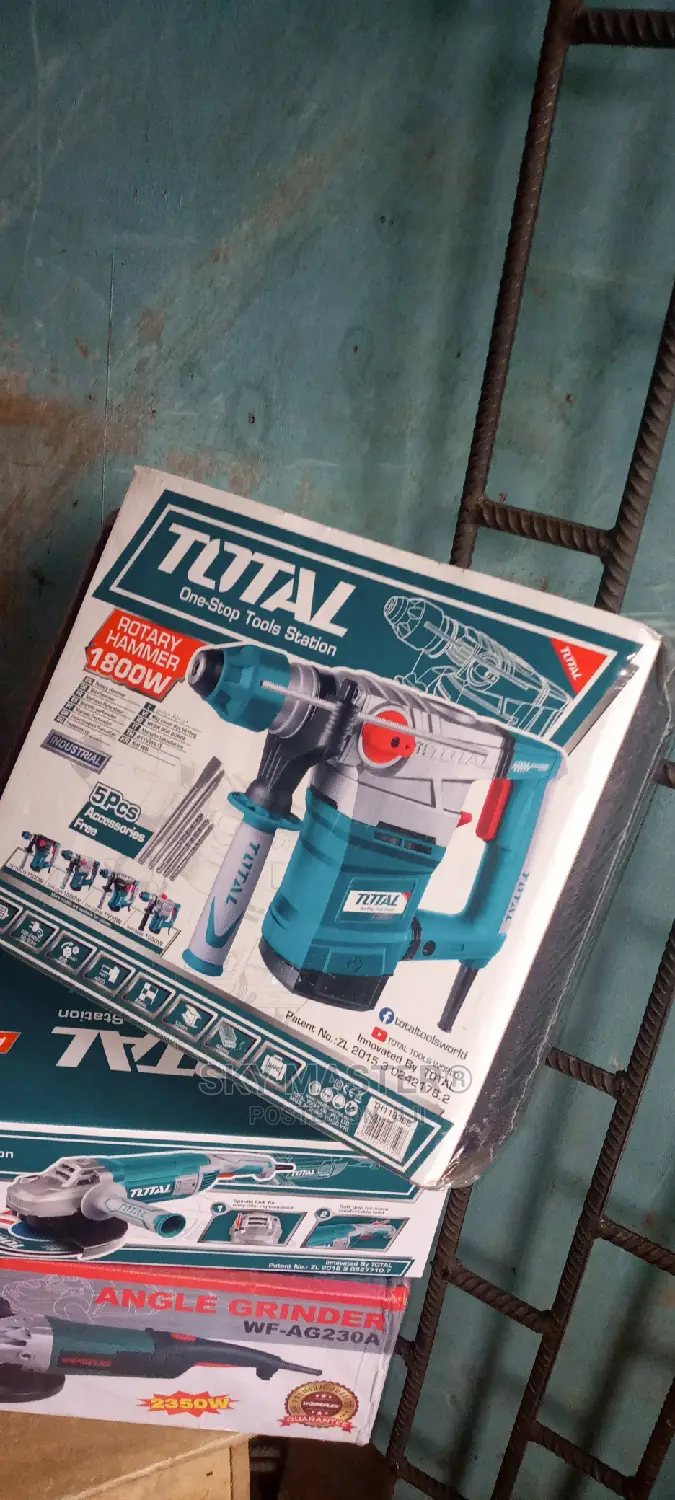 1800w Rotary Hammer 36mm