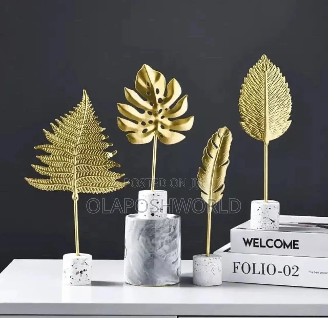 Leaf Figurine