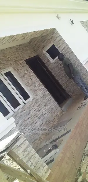 3bdrm Bungalow in Centinary City, Enugu for rent