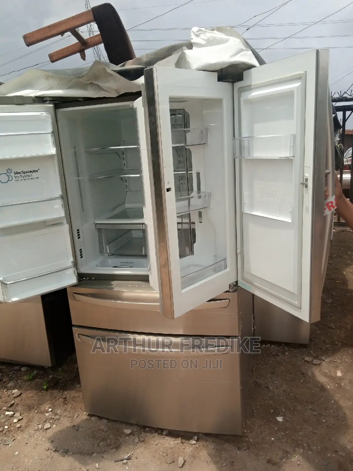American Refrigerator With Multiple Doors And Functions