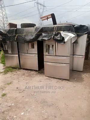 American Refrigerator With Multiple Doors And Functions
