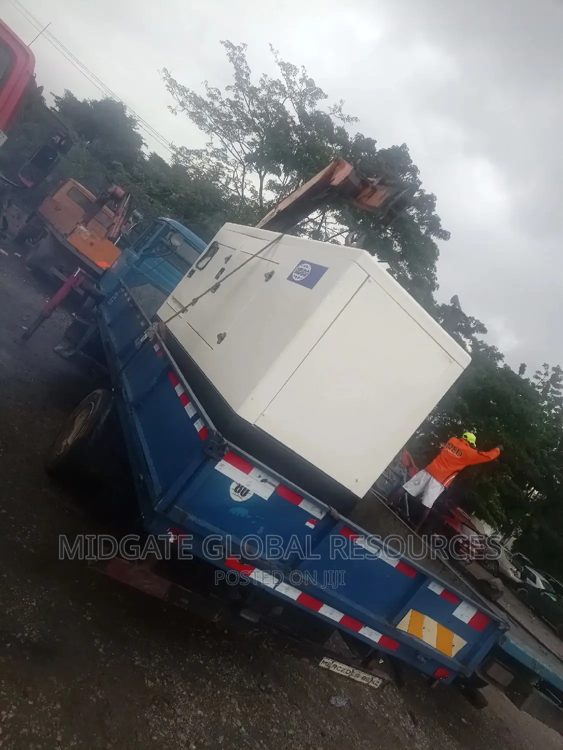 Call for Your Self Loader Trucks