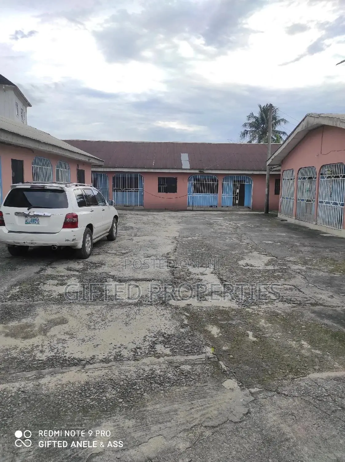 Furnished 3bdrm Block of Flats in Nkpolu Runuigbo, Port-Harcourt