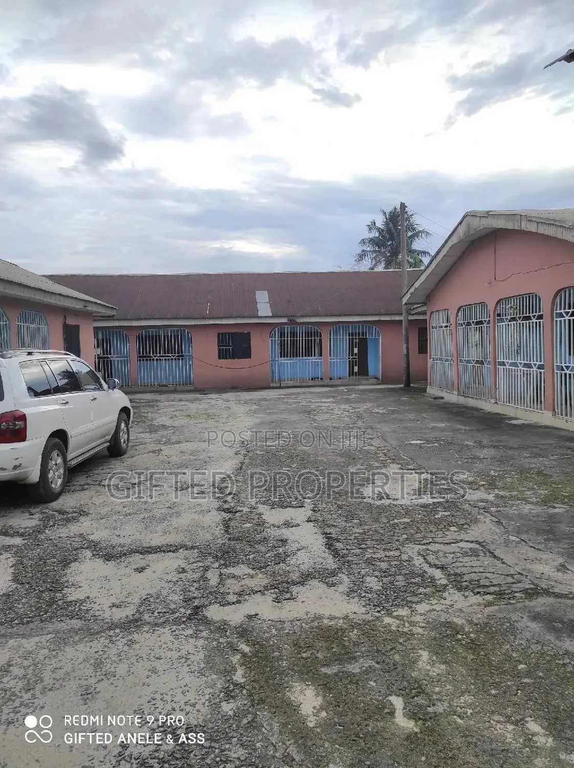 Furnished 3bdrm Block of Flats in Nkpolu Runuigbo, Port-Harcourt