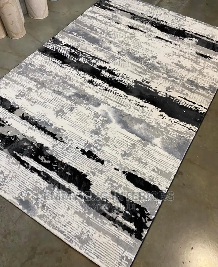 Quality Velona Center Rug