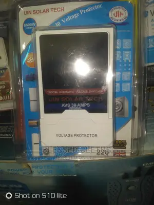 AVS 30 AMPS Digital Automatic Voltage Switcher