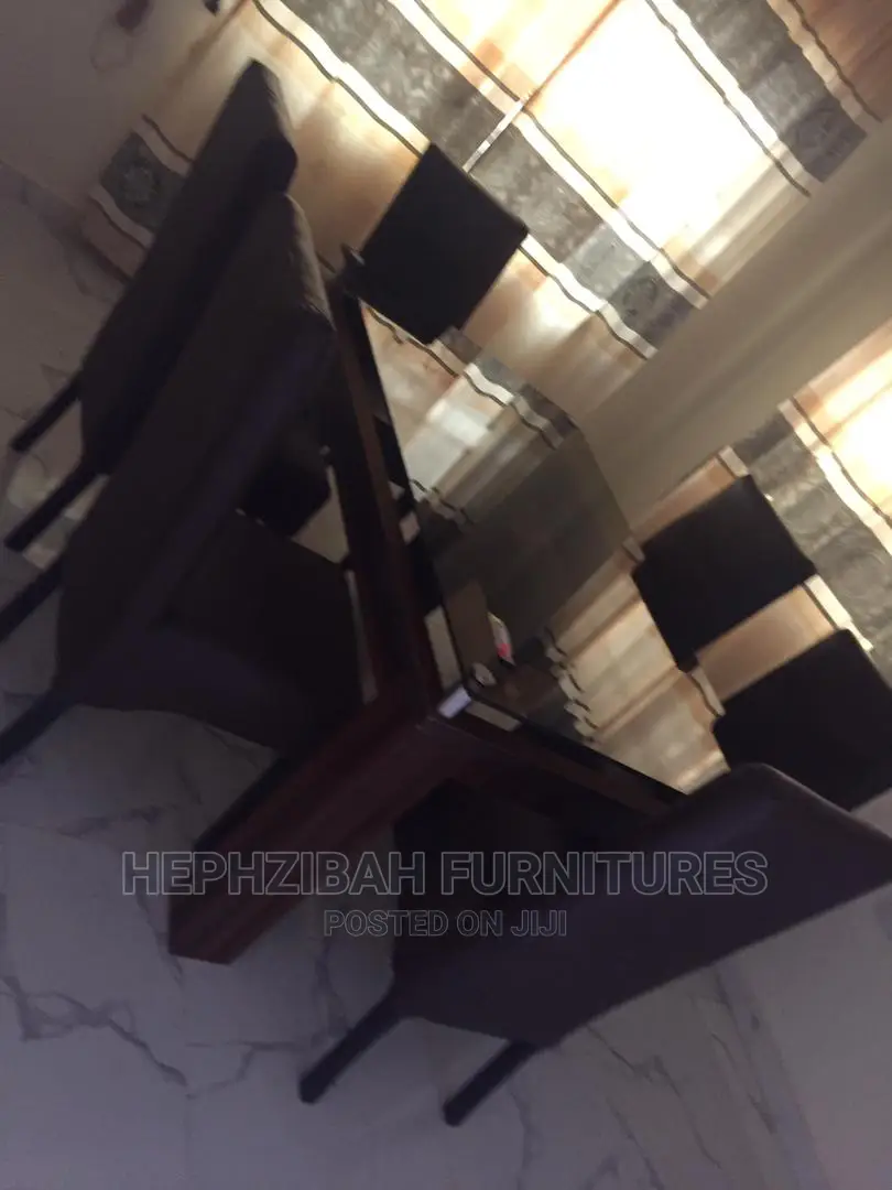 6 Seater Executive Dining With Glass Top