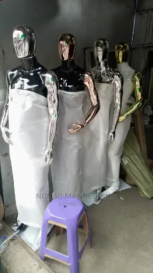 Sm1 Chrome Male Faceless Display Mannequins