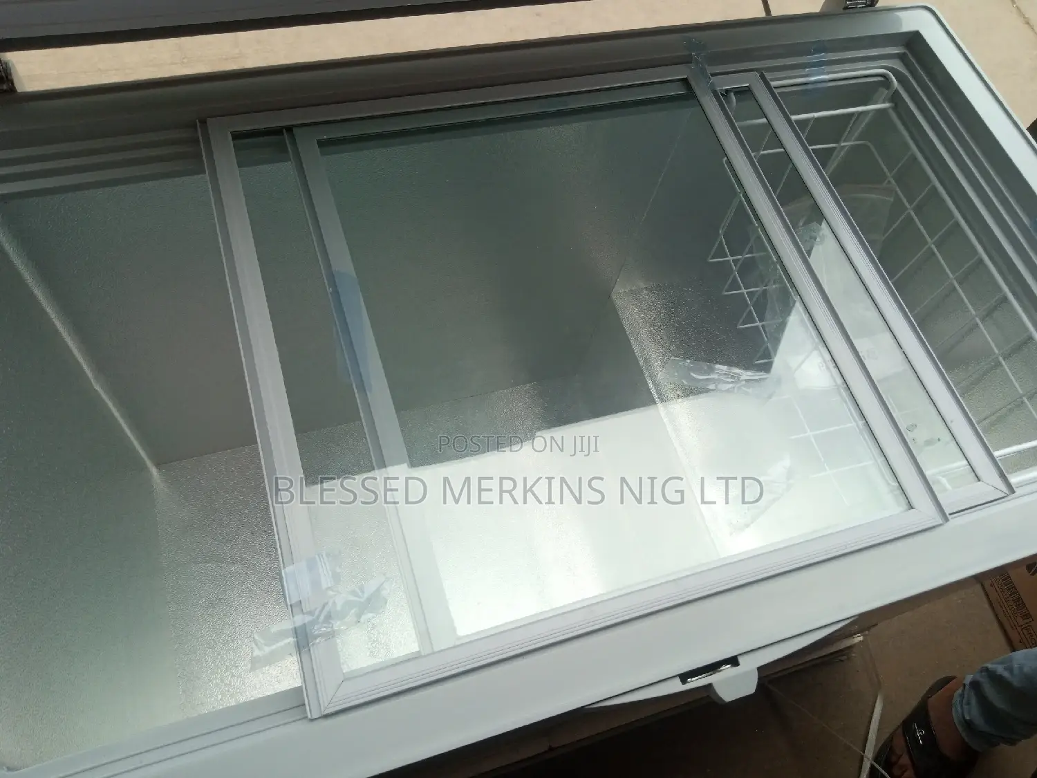 Snowsea Deep Freezer 300litres