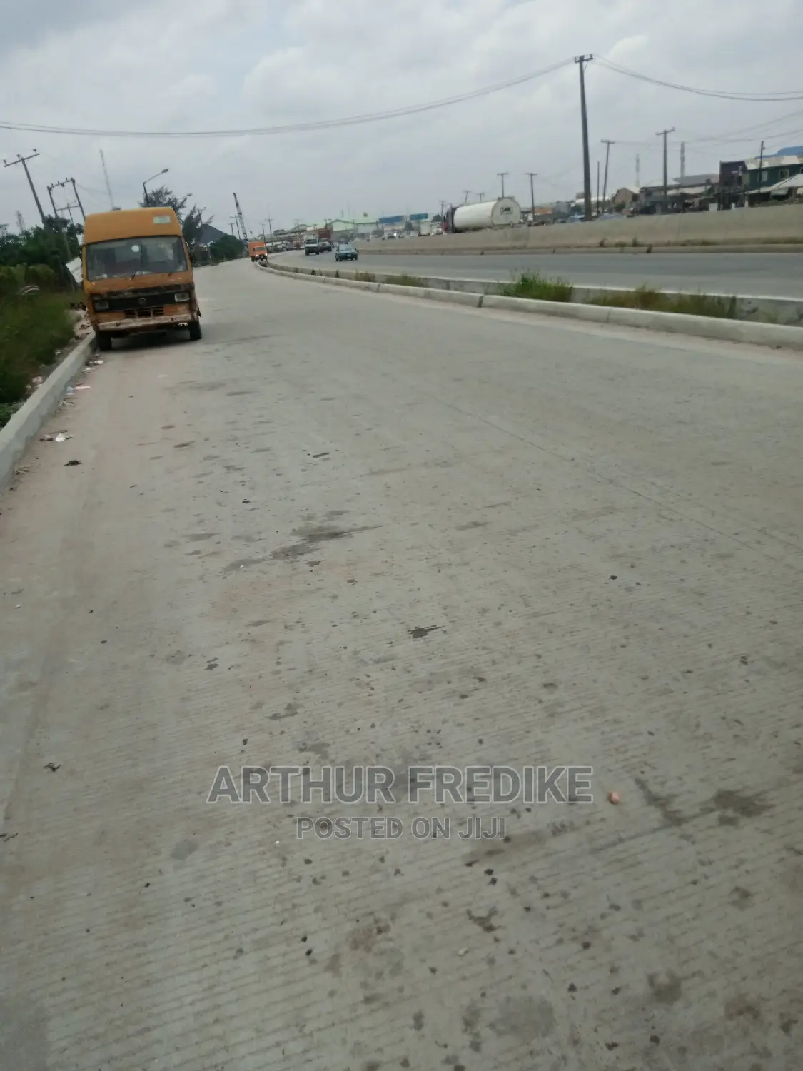 Officspace 6plot at Oshodi/Apapa Expressway for Lease/Sale