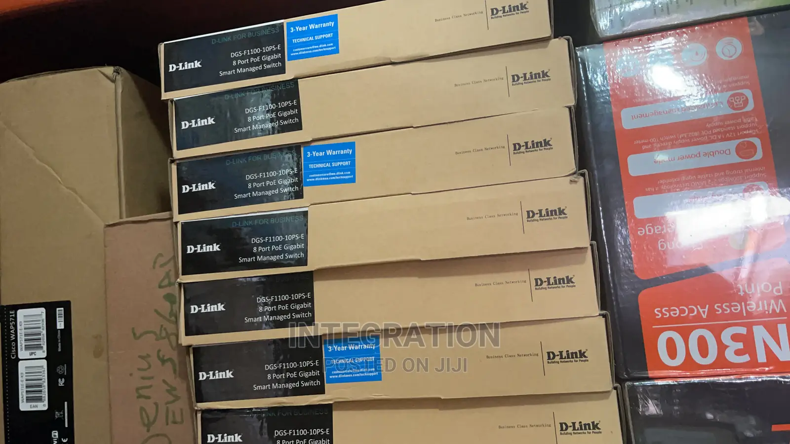 D-Link 8port Gig Poe Switch + 2fiber Port Smart Switch