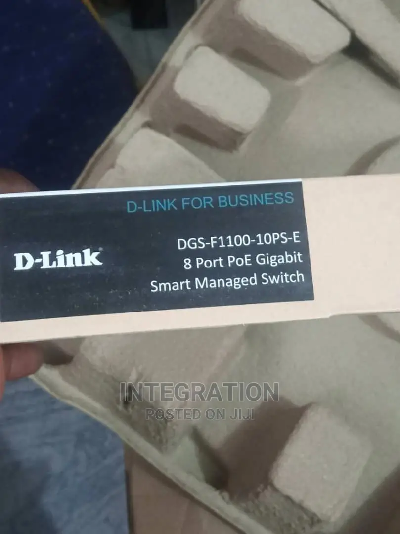 D-Link 8port Gig Poe Switch + 2fiber Port Smart Switch