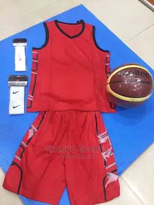 Baske Tball Jersey