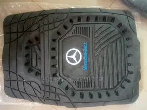 Mercedes Benz Floor Mat Curves