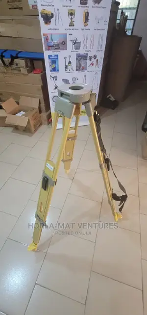 Wooden Tripod With Double Lock for Total Station