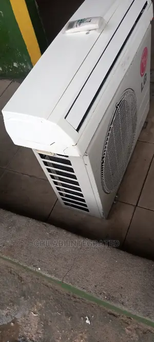 Factory-Fitted 1.5hp Low Voltage Lg Split Air Conditioner