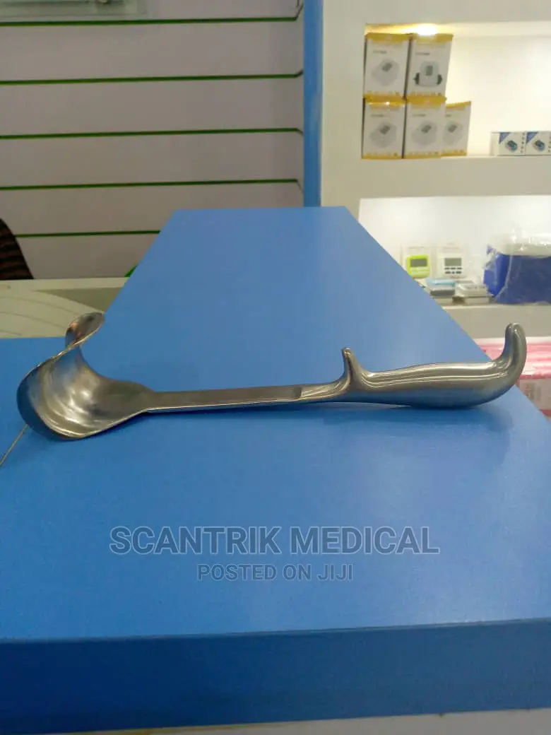 Hospital Doyen Rectangular Retractor