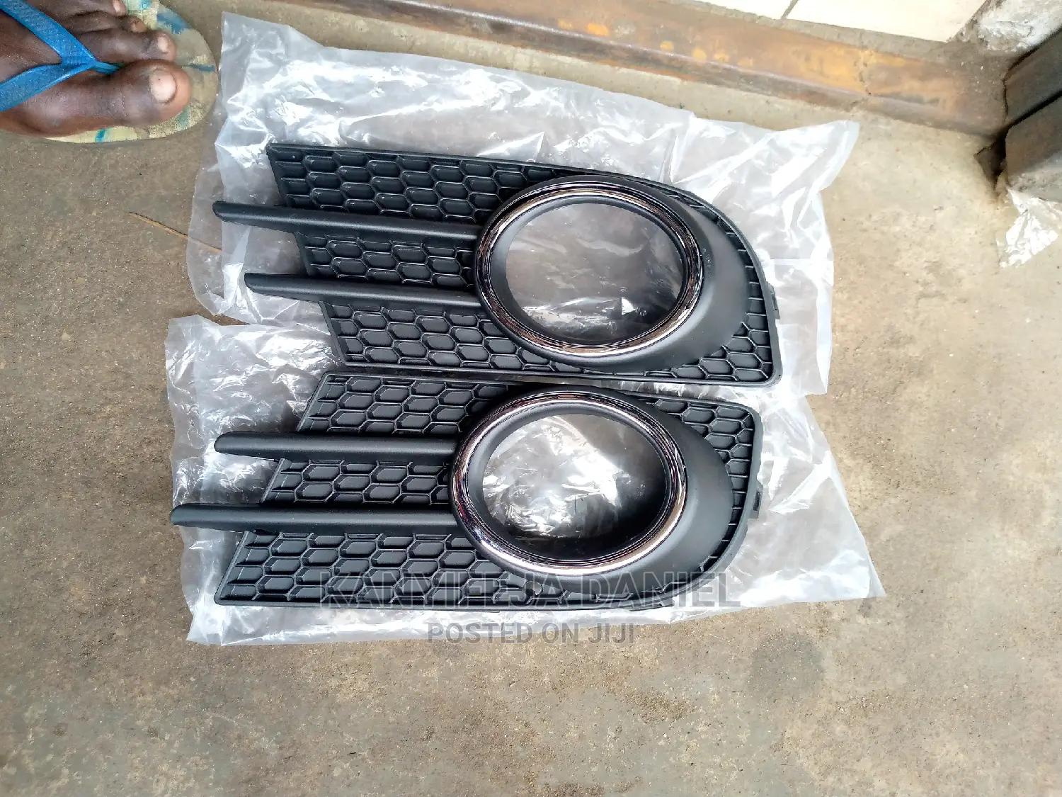 Bomber Grill Tiguan 2013