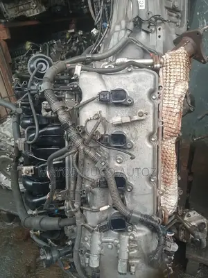 Toyota Tundra Sequoia V8 Engine