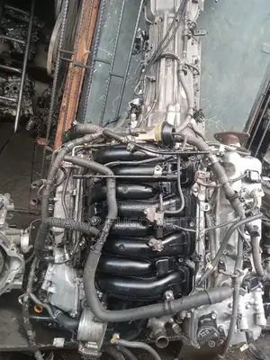 Toyota Tundra Sequoia V8 Engine