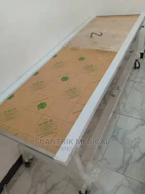 Hospital Radiology Table With Bucky