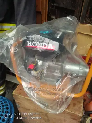 Honda Concrete Vibrator With Hose(6-5hp)