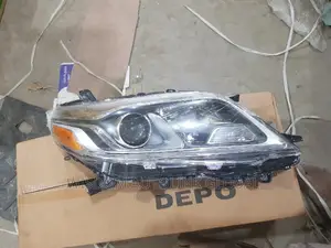 Headlights for Toyota Sienna 2018,2019 Depo Charger Type